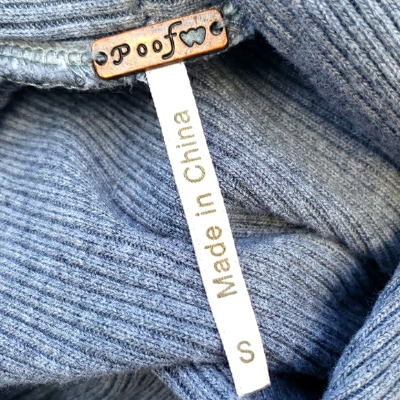 Poof sweater dress - Picture 4 of 4